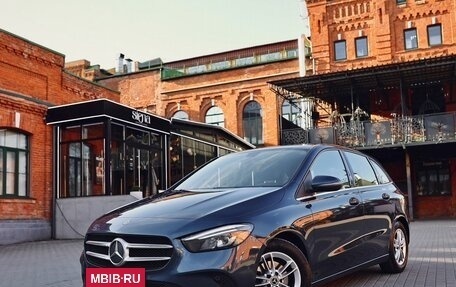 Mercedes-Benz B-Класс, 2019 год, 2 200 000 рублей, 39 фотография