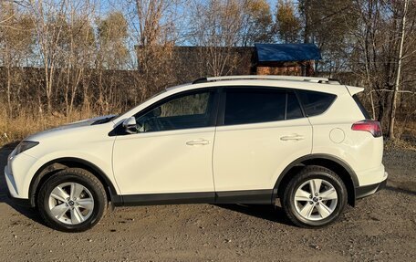 Toyota RAV4, 2016 год, 2 390 000 рублей, 3 фотография