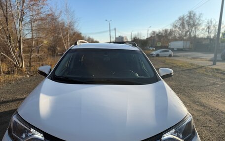 Toyota RAV4, 2016 год, 2 390 000 рублей, 6 фотография