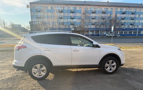 Toyota RAV4, 2016 год, 2 390 000 рублей, 5 фотография