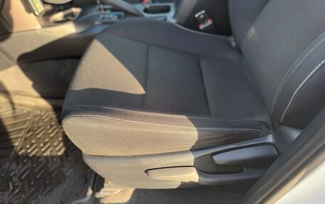 Toyota RAV4, 2016 год, 2 390 000 рублей, 14 фотография