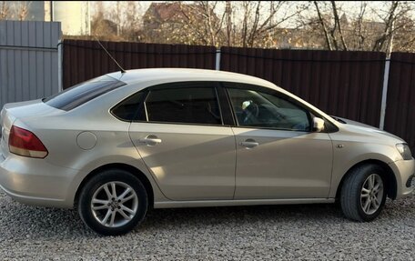 Volkswagen Polo VI (EU Market), 2011 год, 525 000 рублей, 3 фотография