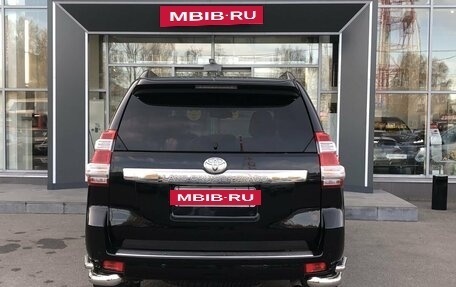 Toyota Land Cruiser Prado 150 рестайлинг, 2017 год, 4 050 000 рублей, 6 фотография