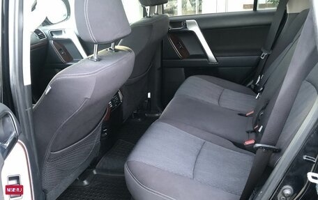 Toyota Land Cruiser Prado 150 рестайлинг, 2017 год, 4 050 000 рублей, 11 фотография
