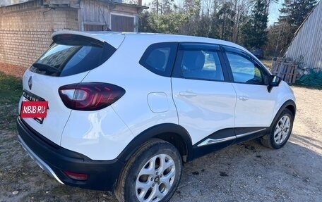 Renault Kaptur I рестайлинг, 2017 год, 1 100 000 рублей, 3 фотография