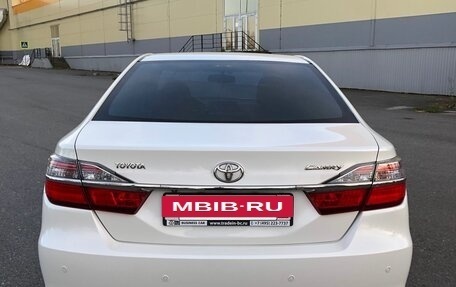 Toyota Camry, 2016 год, 2 015 000 рублей, 6 фотография