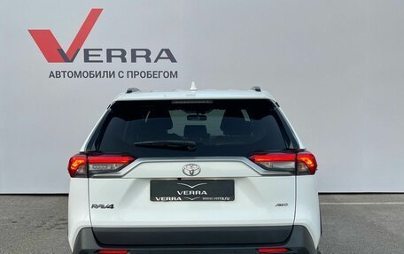 Toyota RAV4, 2019 год, 2 590 000 рублей, 5 фотография
