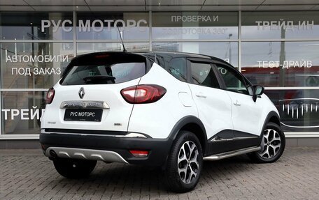 Renault Kaptur I рестайлинг, 2017 год, 1 350 000 рублей, 3 фотография