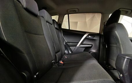 Toyota RAV4, 2017 год, 1 700 000 рублей, 15 фотография