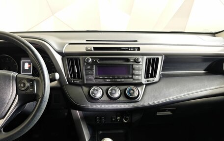 Toyota RAV4, 2017 год, 1 700 000 рублей, 14 фотография