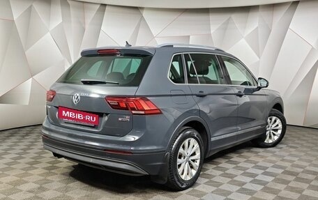 Volkswagen Tiguan II, 2016 год, 1 850 000 рублей, 2 фотография