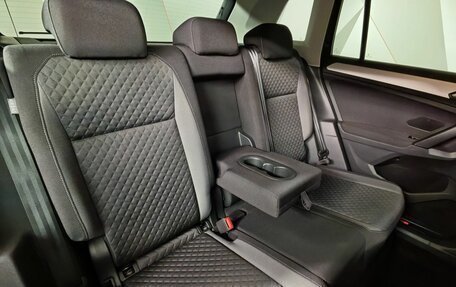 Volkswagen Tiguan II, 2016 год, 1 850 000 рублей, 17 фотография
