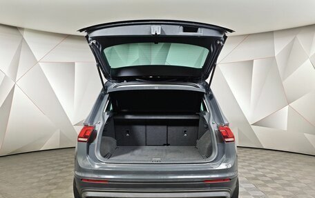 Volkswagen Tiguan II, 2016 год, 1 850 000 рублей, 12 фотография