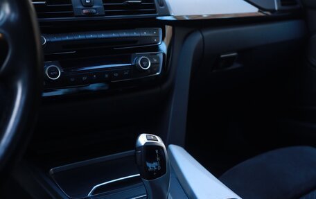 BMW 3 серия, 2016 год, 2 300 000 рублей, 13 фотография