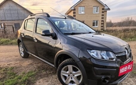 Renault Sandero II рестайлинг, 2016 год, 835 000 рублей, 2 фотография