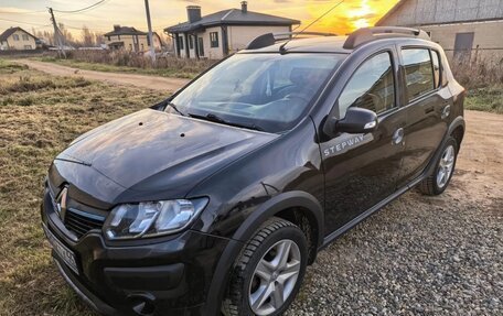 Renault Sandero II рестайлинг, 2016 год, 835 000 рублей, 3 фотография