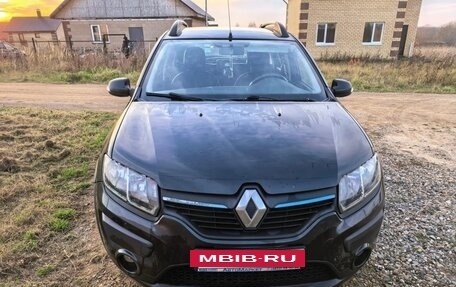 Renault Sandero II рестайлинг, 2016 год, 835 000 рублей, 5 фотография