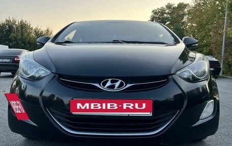 Hyundai Avante, 2011 год, 860 000 рублей, 2 фотография