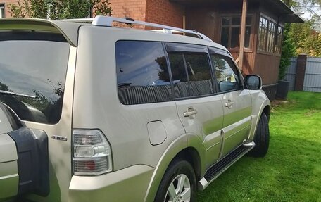 Mitsubishi Pajero IV рестайлинг 2, 2008 год, 1 270 000 рублей, 2 фотография