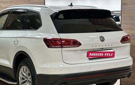 Volkswagen Touareg III, 2019 год, 3 570 000 рублей, 10 фотография