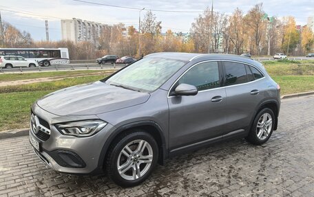 Mercedes-Benz GLA, 2020 год, 3 100 000 рублей, 2 фотография