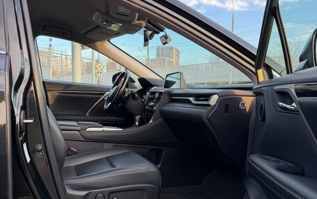 Lexus RX IV рестайлинг, 2020 год, 4 895 000 рублей, 14 фотография