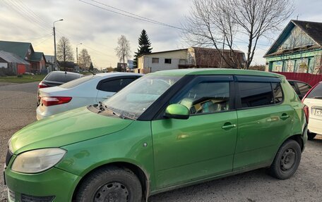 Skoda Fabia II, 2012 год, 235 000 рублей, 1 фотография