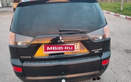 Mitsubishi Outlander III рестайлинг 3, 2008 год, 950 000 рублей, 10 фотография